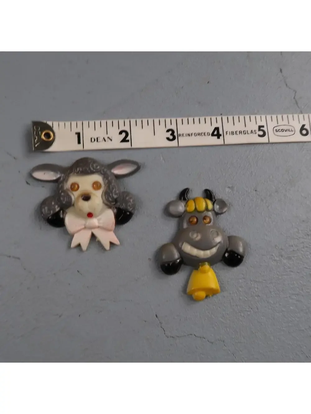Little Lambs Head with Wiggly Eyes Refrigerator Magnet Bull Cute MCM Fridge Art